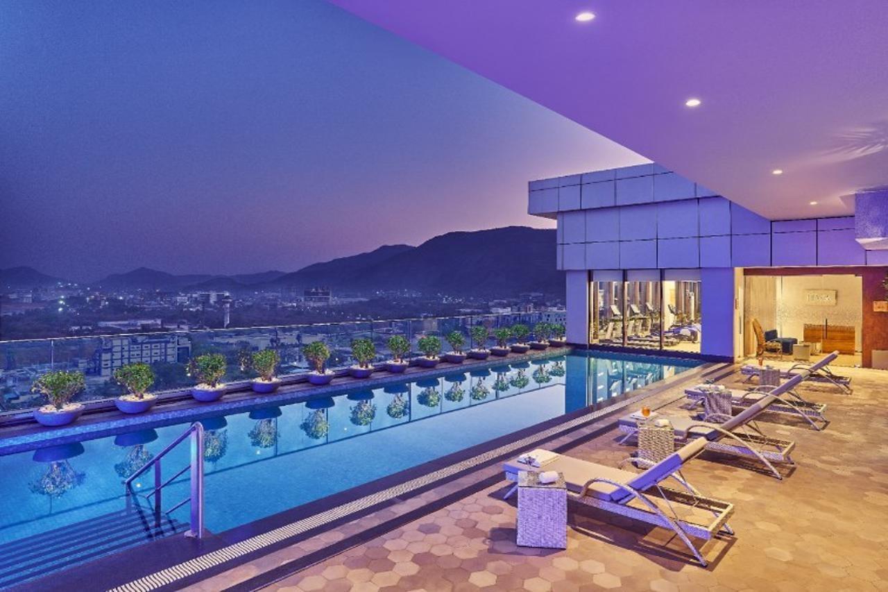 Vivanta Navi Mumbai Turbhe Kültér fotó